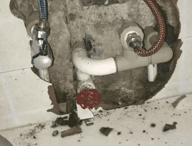 延长卫生间漏水维修公司专业为您介绍下延长查漏水的服务流程是怎么样的。首先需求找专业的师傅走效